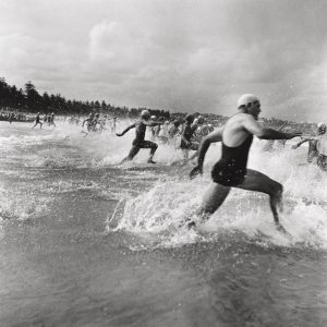 Surf race start, Manly 1940