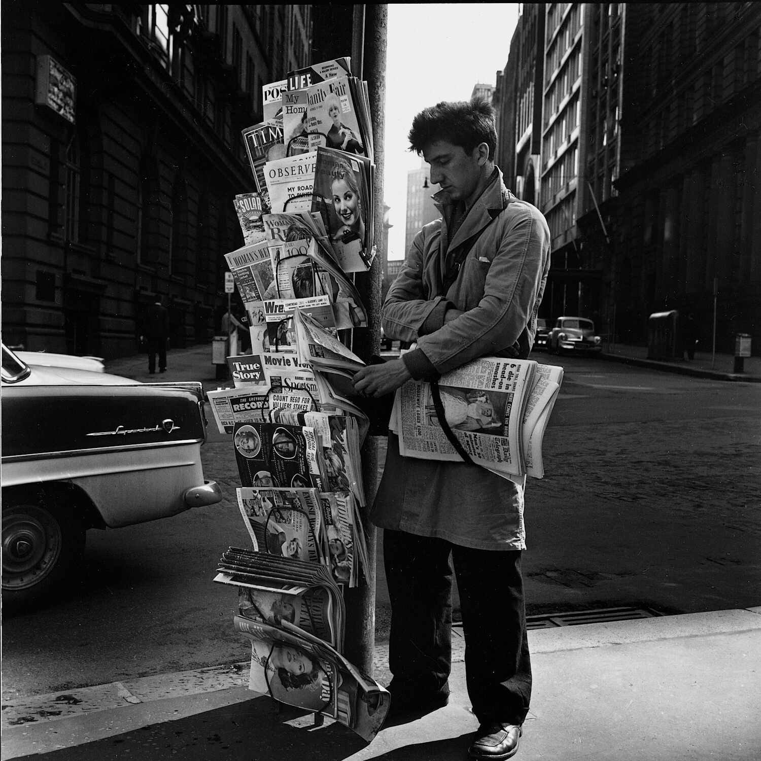 Street paperboy, Sydney 1940s