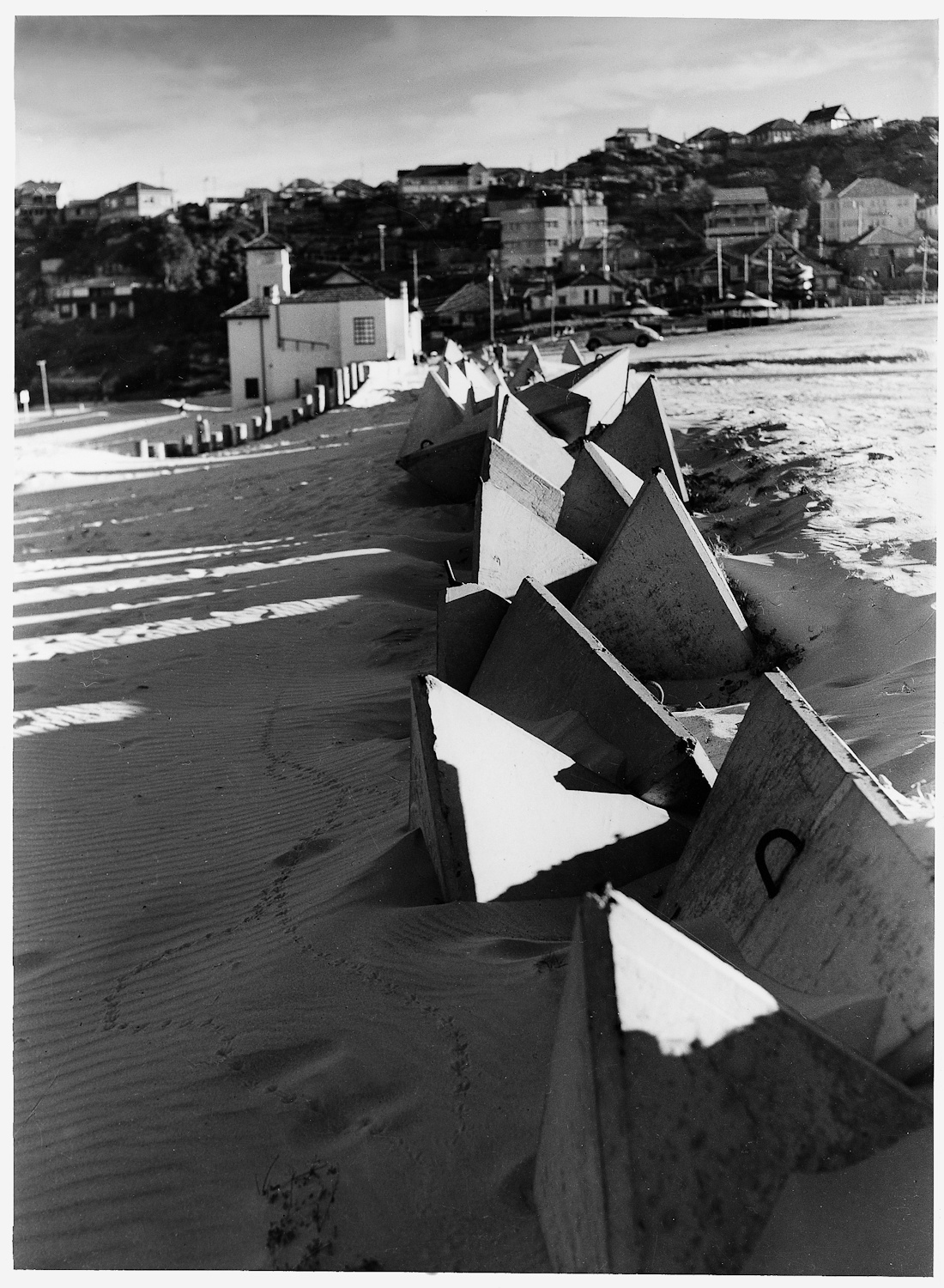 Tank traps, Freshwater Beach 1940s